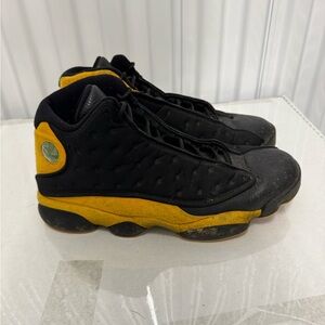 Jordan 13 carmelo Anthony Black and Yellow High-Top Sneakers size 12.5